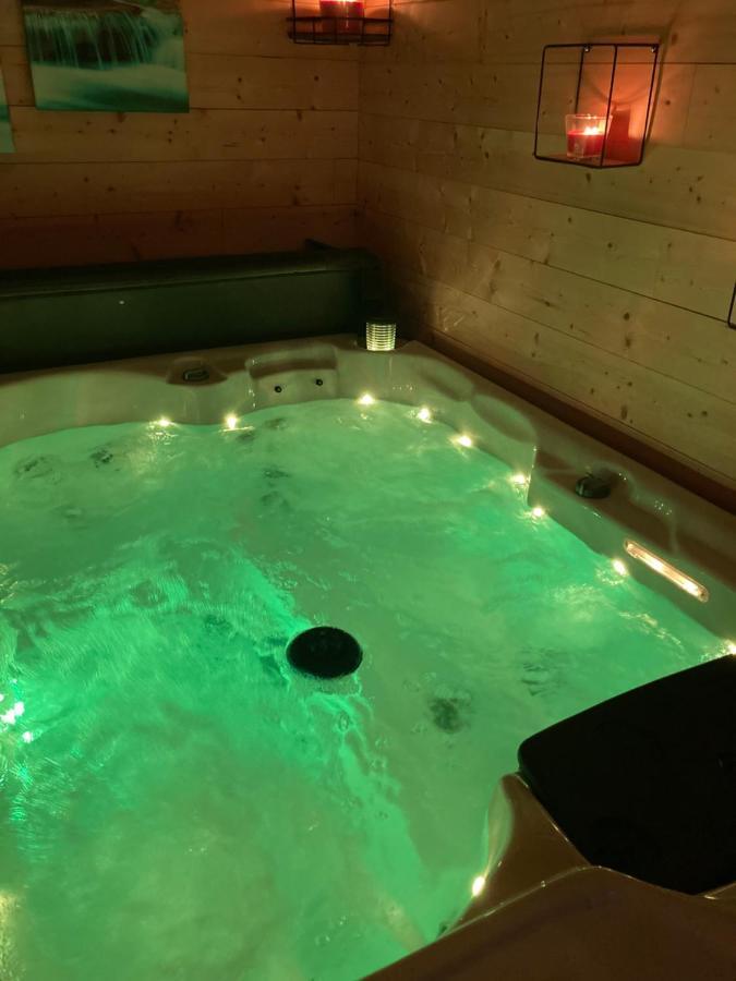 Houdarling Chalet Avec Hammam Sauna Jacuzzi Privatif Nîmes Zewnętrze zdjęcie